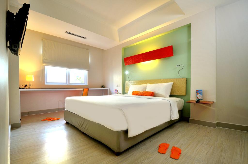 Harris Hotel & Residences Riverview Kuta, Bali Kuta Lombok Exterior foto